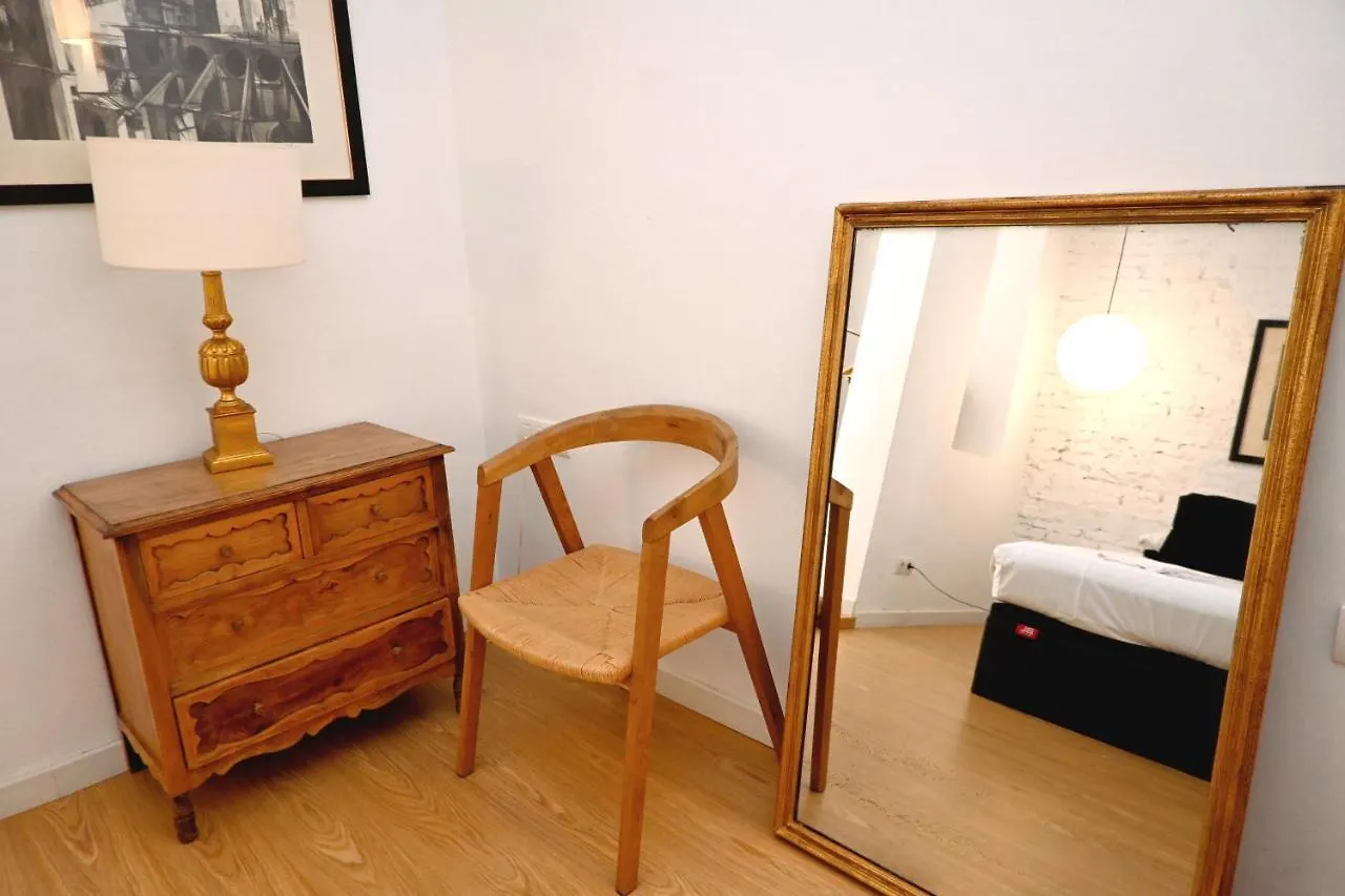 Apartment Homenfun Barcelona Eixample Spain